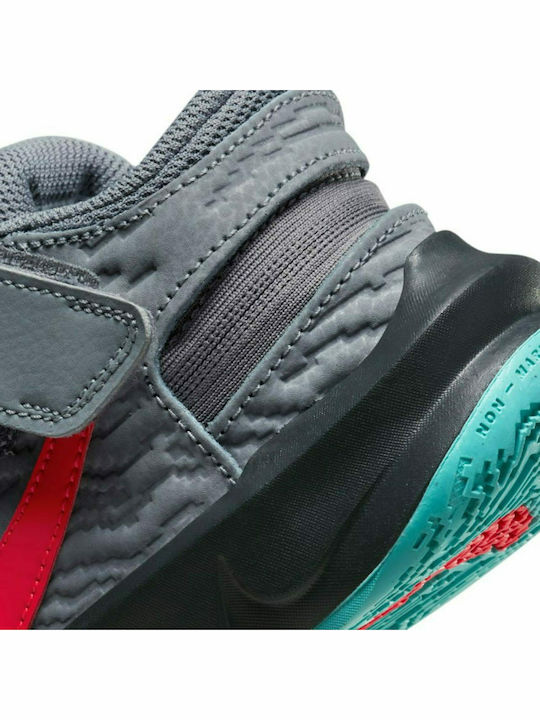 Team Hustle D 10 FlyEase Incaltaminte Sport Copii Baschet Cu Închidere Hoop & Loop Gri