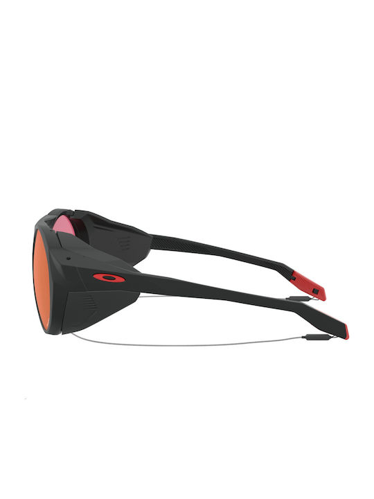 Oakley Clifden Мъжки Слънчеви очила с Черен Рамка и Червен Огледална Леща OO9440-03