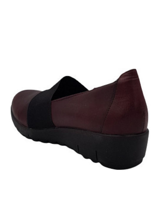 Leather Women's Moccasins in Burgundy Color