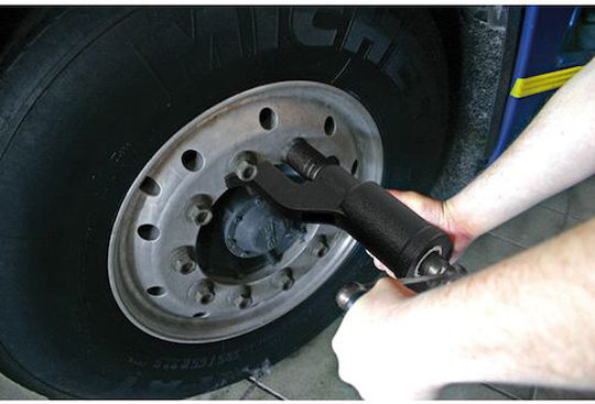Lampa Heavy Duty Car Wheel Wrench 32 and 33mm