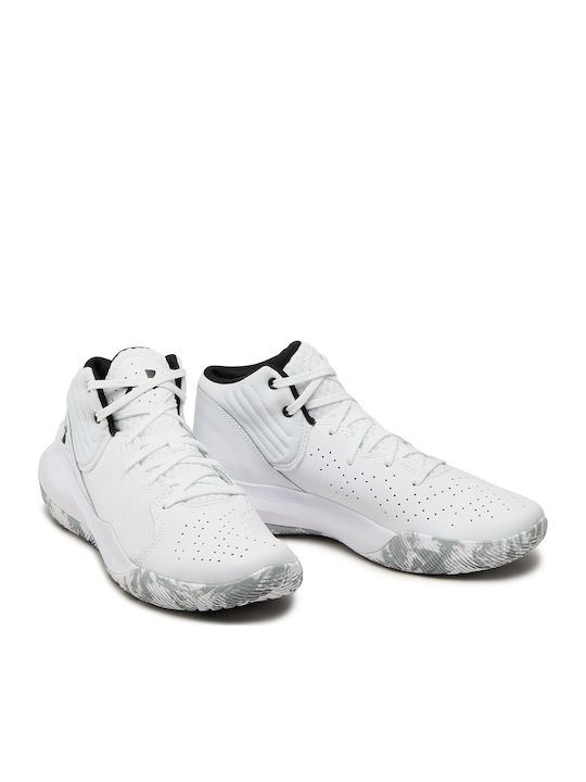 Jet 21 High Basketball Shoes White / Black