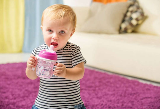 Chicco Training Cup Educational Sippy Cup Plastic with Handles Pink Polar Bear for 6m+m+ 200ml