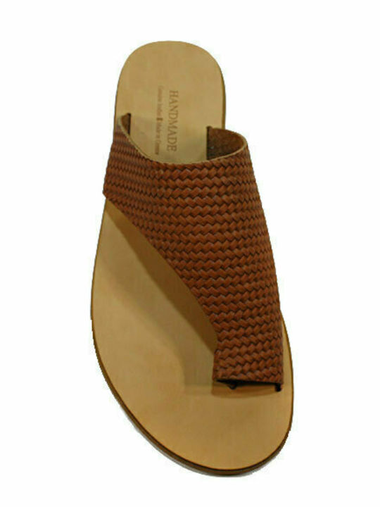 Women's leather sandals in tan color