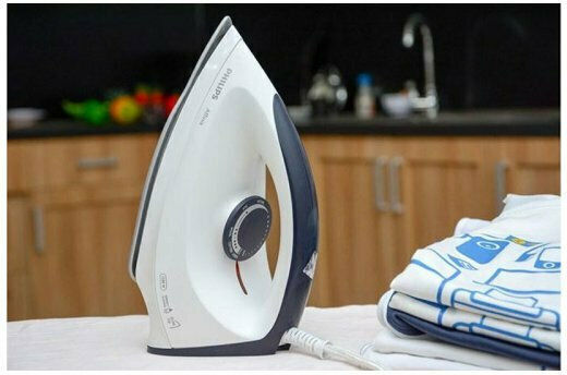 Philips Пътуване Гладач Суха преса 1200W