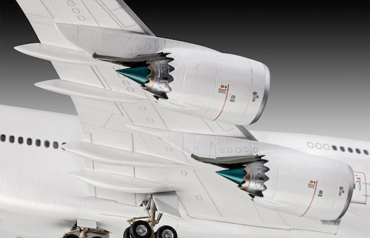Revell Boeing 747-8 Lufthansa "New Livery" Modeling Figure Airplane White 172 Pieces in Scale 1:144 52.5x47.6cm.