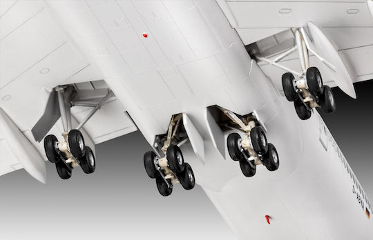 Revell Boeing 747-8 Lufthansa "New Livery" Modeling Figure Airplane White 172 Pieces in Scale 1:144 52.5x47.6cm.