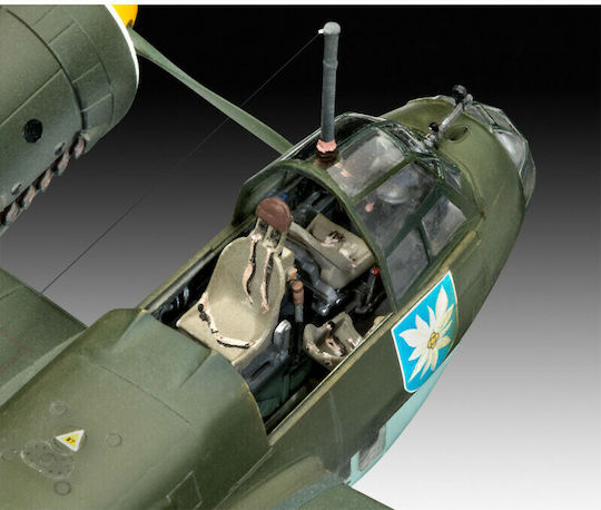 Revell Planes Series Junkers Ju88 A-1 Battle of Britain Static Airplane Model 1:72 20.1x25.5cm 119pcs