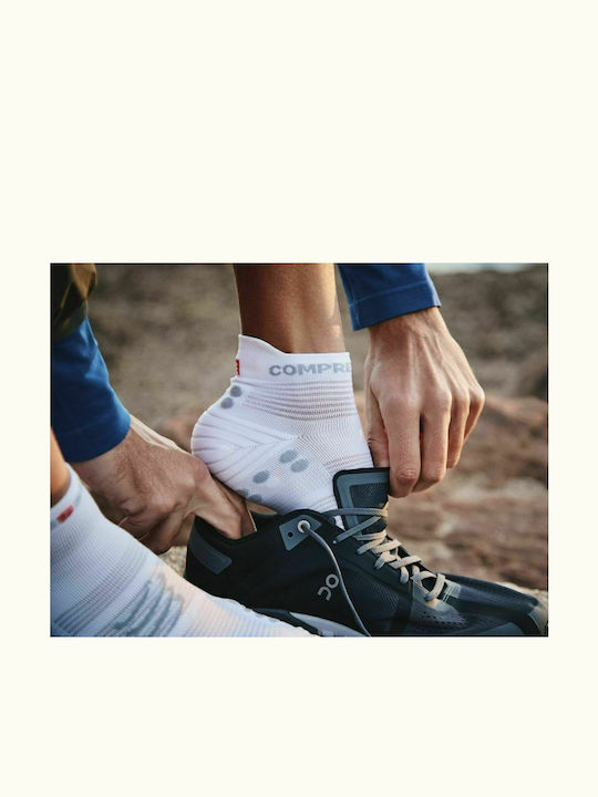 Compressport Pro Racing V4.0 Low Șosete pentru Alergare Albe 1 pereche