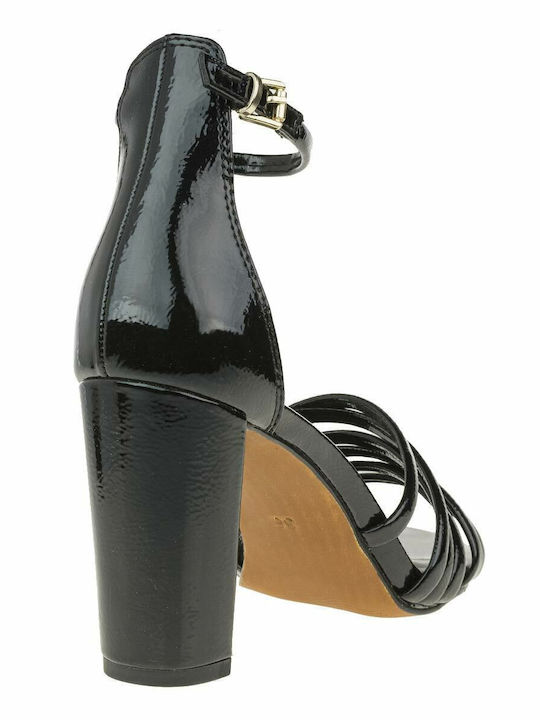 Sandalen aus Lackleder Schwarz