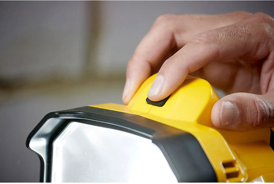 Stanley Battery Jobsite Light LED with Brightness up to 1850lm Fatmax