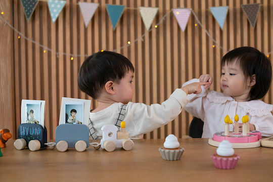 Plan Toys Όχημα Γιορτινό Τρενάκι από Ξύλο για 12+ Μηνών