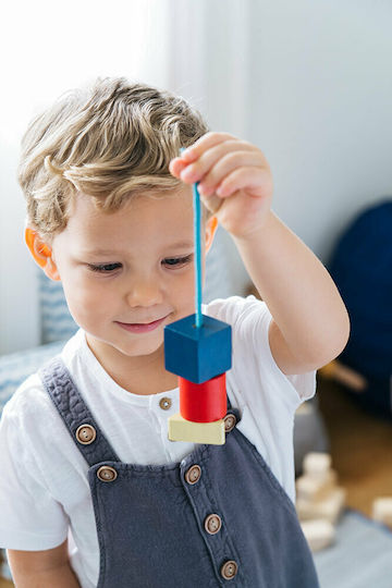 Plan Toys Παιχνίδι με Κορδόνια Χάντρες - Γεωμετρικά Σχήματα από Ξύλο για 24+ Μηνών