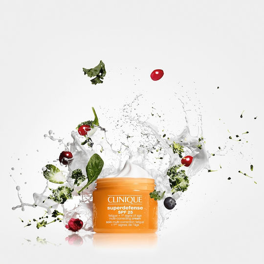 Clinique Superdefense Fatigue & 1st Signs of Age Ενυδατική Κρέμα Προσώπου Ημέρας με SPF25 & Βιταμίνη C 50ml
