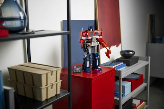 LEGO Icons Transformers Optimus Prime За 18+ Години 1508 Бройки