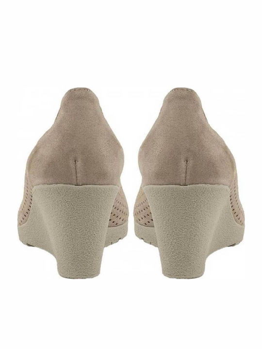 Anatomic Leather Pointed Toe Gold Medium Heels