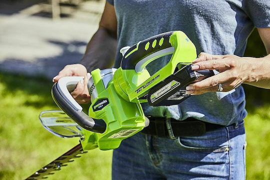 Greenworks G24HT57 Μπορντουροψάλιδο Μπαταρίας 24V με Μήκος Λάμας 57cm Solo