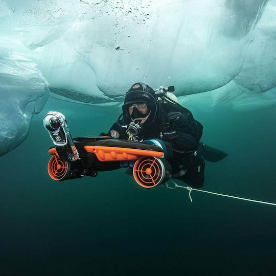 Sublue NavBow Underwater Seascooter with Maximum Speed 7.2km/h Battery Autonomy 60min and Weight 3.4kg