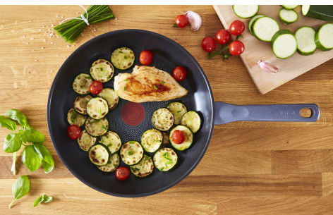 Tefal Daily Cook Pan made of Stainless Steel with Non-Stick Coating 26cm