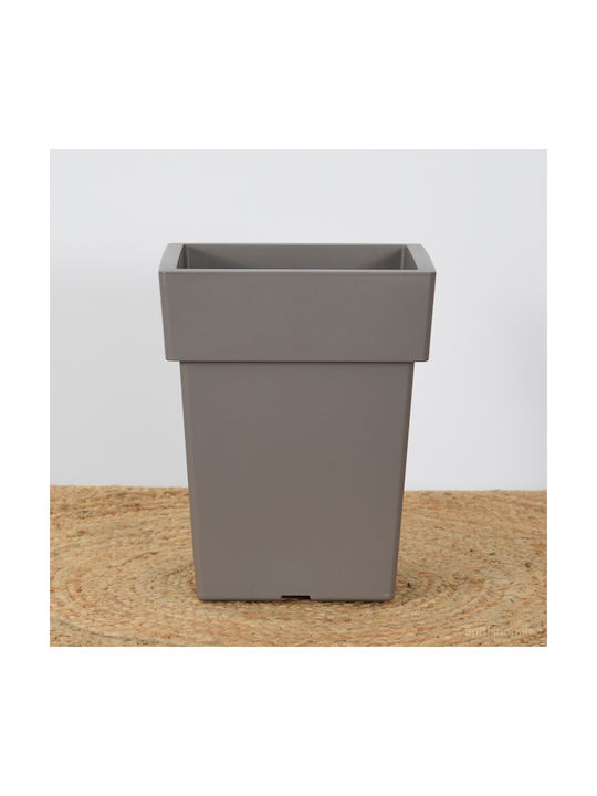 Viomes Linea Pot Plastic Taupe 21x21x26cm.