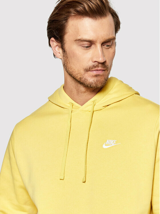 Nike Sportswear Club Ανδρικό Φούτερ με Κουκούλα και Τσέπες Κίτρινο