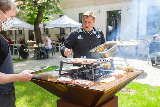 Vulcanus Pro730 Grătar de Gătit Metalic cu picioare 33cmx33cmcm.