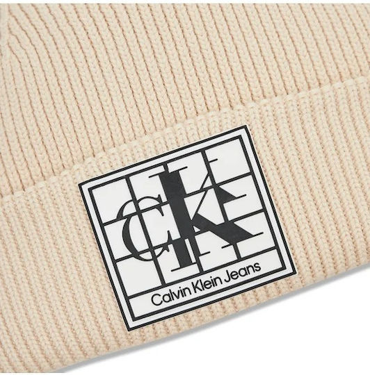 Beanie Frauen Beanie mit Rippstrick in Beige Farbe