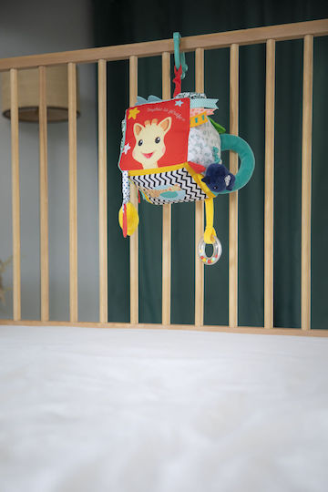 Sophie La Girafe Κύβος Δραστηριοτήτων Σόφι Αισθητηριακός Κύβος Δραστηριοτήτων από Ύφασμα με Ήχους για 3+ Μηνών