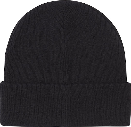 Beanie Beanie with Rib Knit in Black color