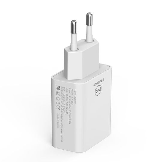 Mcdodo Încărcător cu 2 Porturi USB-A și Cablu USB-C Albς (CH-6721)