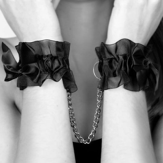 Bijoux Indiscrets Organza Handcuffs Χειροπέδες σε Μαύρο Χρώμα
