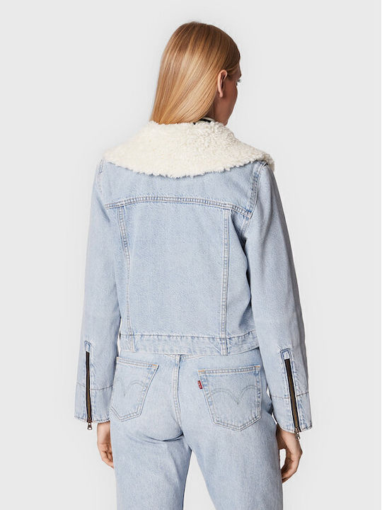Levi's