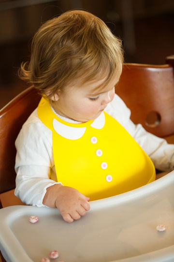 Make my Day Peter Pan Waterproof Bib Silicone with Button & Pocket Yellow for 6 m+