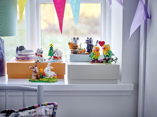 LEGO Seasonal Wintertime Polar Bears For Age 9+