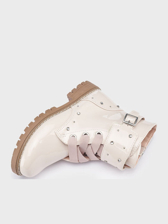 Biker Kinderstiefel aus Lackleder mit Schnürsenkeln Beige