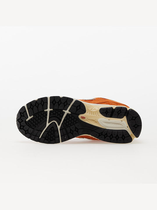 2002R Herren Chunky Sneakers Orange