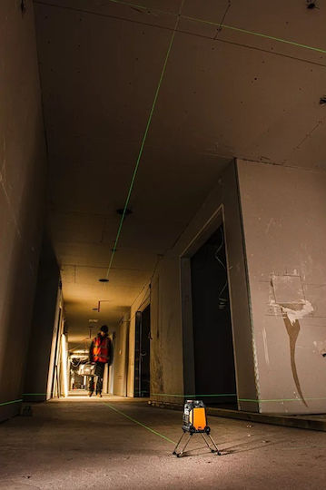 AEG Tools Αυτορυθμιζόμενο Γραμμικό Αλφάδι Laser Πράσινης Δέσμης με Εύρος Εργασίας 30m