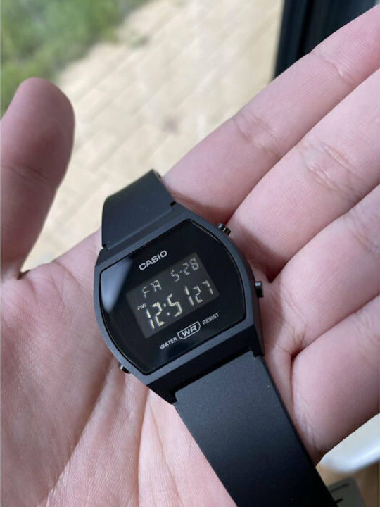 Casio Дигитален Мъжки Часовник 35mm Хронограф На Батерия с Черна Каучукова Каишка