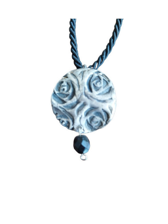 Kurze Halskette mit schwarzer Kordel & silbernem Anhänger mit Perle im Rosendesign