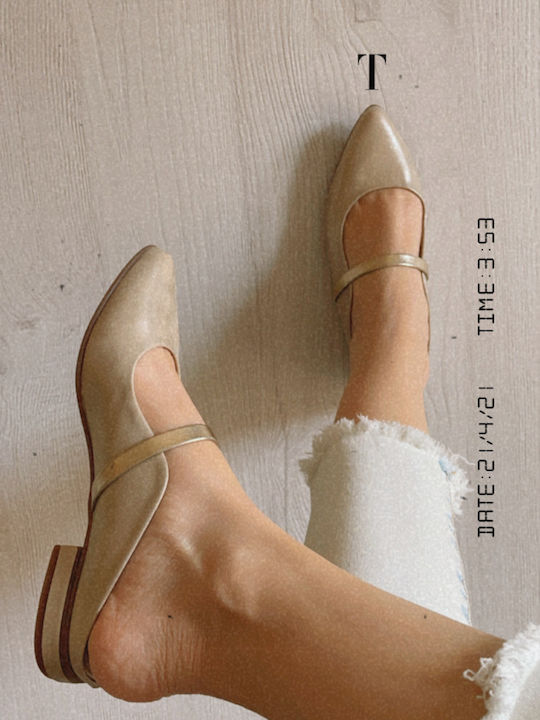 Flach Leder Mules in Gold Farbe