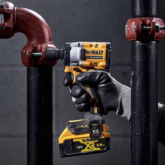 DEWALT DCF921NT Impact Wrench Battery 18V Solo with Socket 1/2"