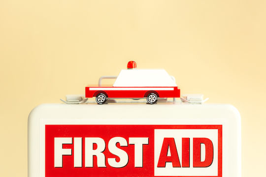 Usorteret Candycar Ambulance Toy Car Ambulance for 3+ Years