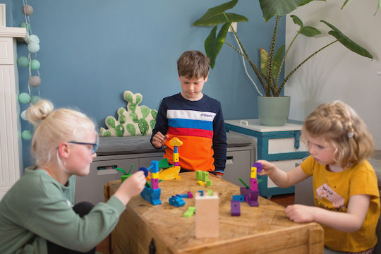 Board Game Dragons’ Stack for 1-4 Players 6+ Years Old BS Toys