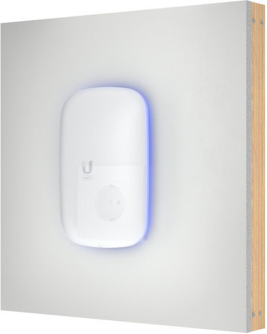 Ubiquiti U6 v1 WiFi удължител Двулентов (2.4 и 5GHz) 5400Mbps