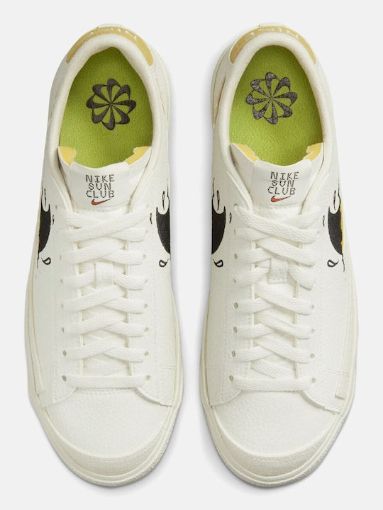 Blazer Low '77 SE Sneakers Sail / Sanded Gold / Black / Vivid Green