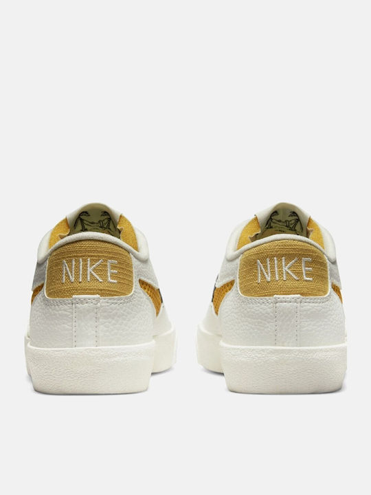 Blazer Low '77 SE Sneakers Sail / Sanded Gold / Black / Vivid Green