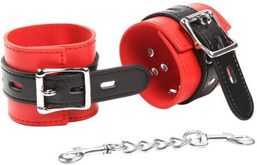 Ohmama Handcuffs in Red Color