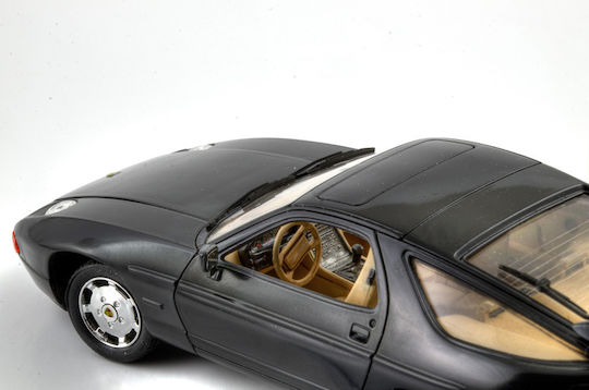 Italeri Porsche 928 S4 Фигура за Моделизъм Автомобил 86 Части в Мащаб 1:24 19см.