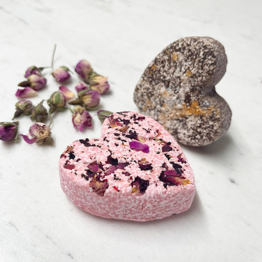 Treat Me Well Creamer LoVe Heart Rose Бомби за баня с Аромат Роза 65гр