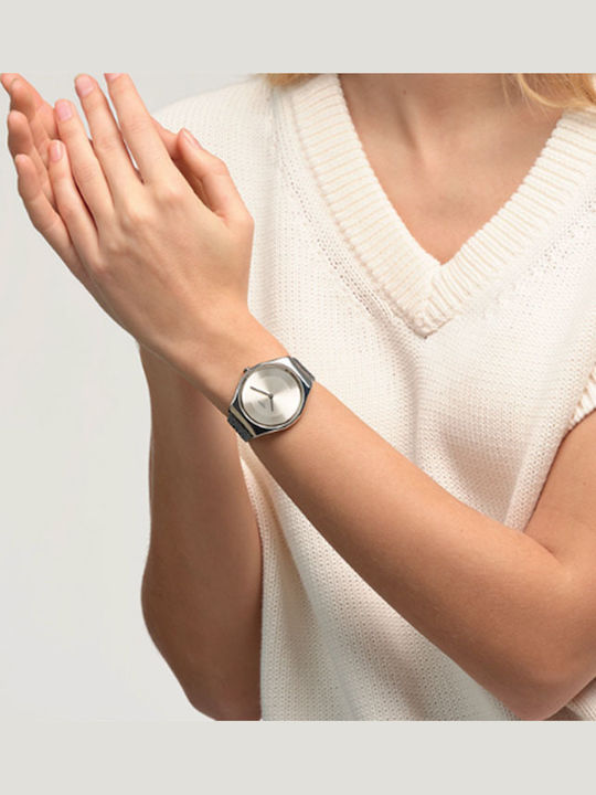 Swatch Irony Кварцов Часовник с Текстилна Каишка Swatch Irony Кварцов Часовник с Текстилна Каишка