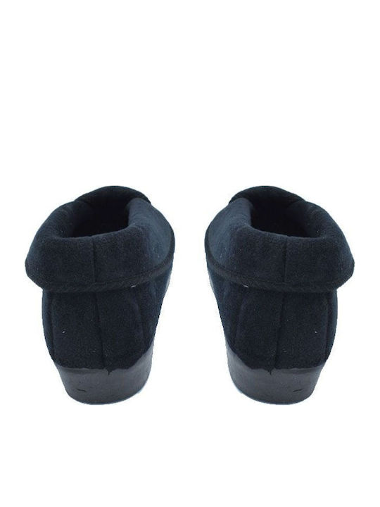 Closed Women's Slippers Black